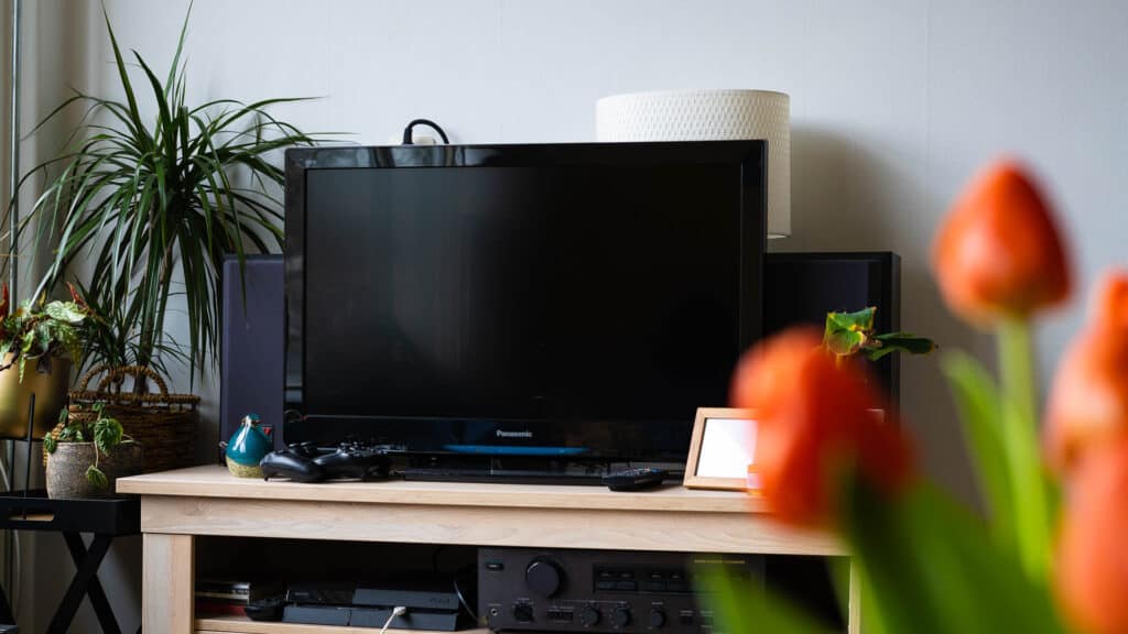 Tv op tafeltje