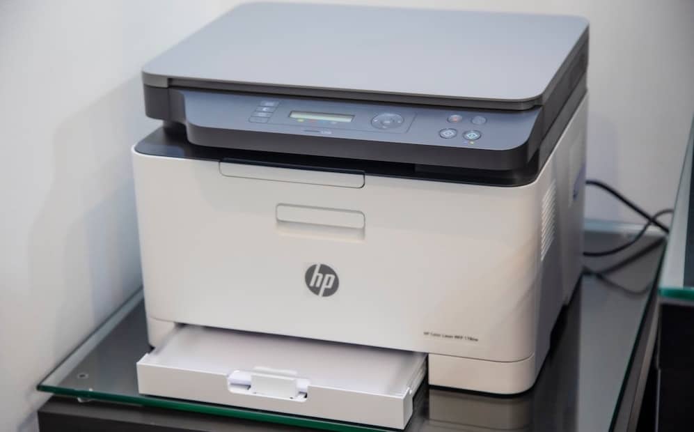 witte kantoorprinter